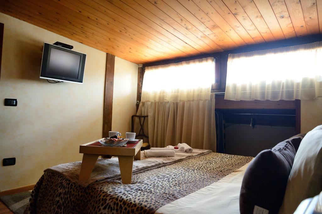 Alla Corte Dei Ventimiglia Montelepre Dış mekan fotoğraf