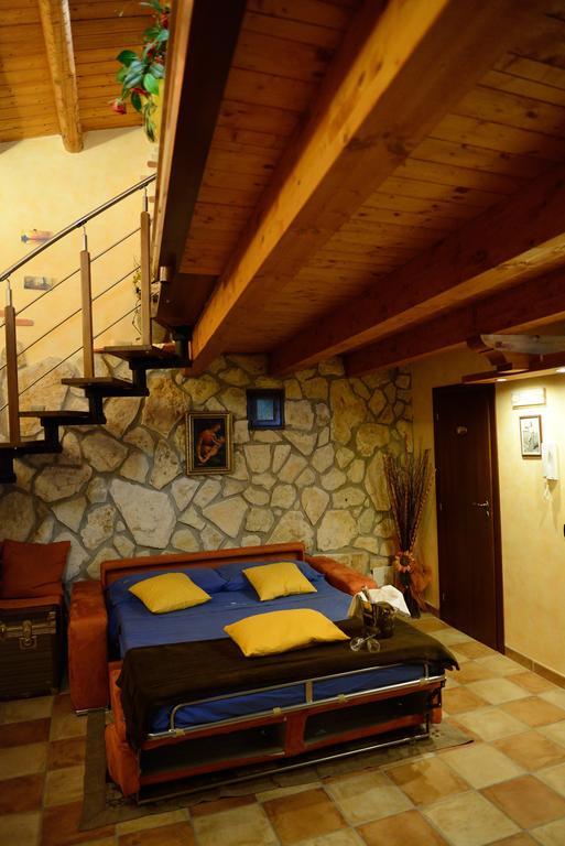 Alla Corte Dei Ventimiglia Montelepre Dış mekan fotoğraf