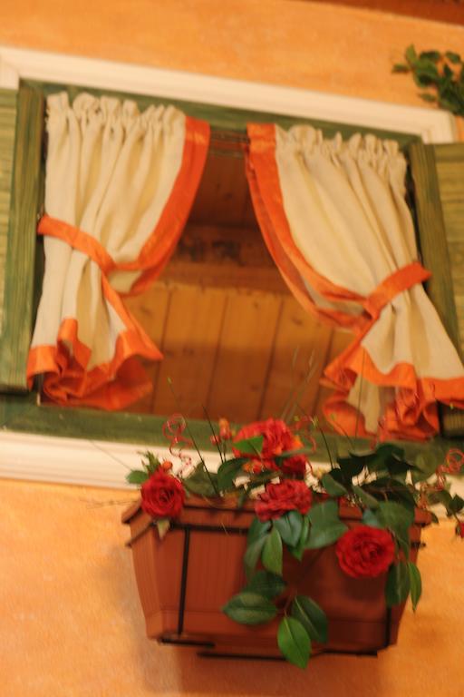Alla Corte Dei Ventimiglia Montelepre Dış mekan fotoğraf
