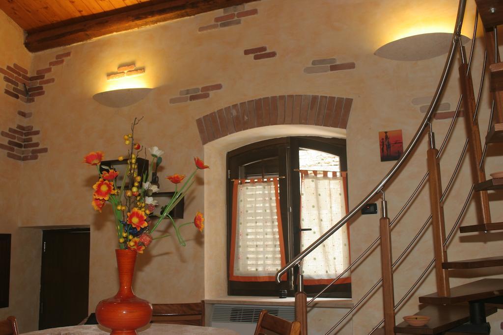 Alla Corte Dei Ventimiglia Montelepre Oda fotoğraf
